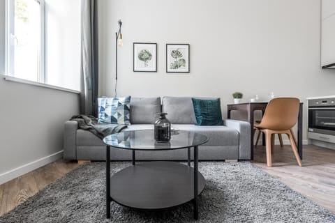 Kitchen or kitchenette, Seating area, Dining area