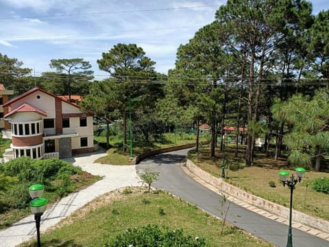 Resort Hoa Sim Da Lat Hotel in Dalat