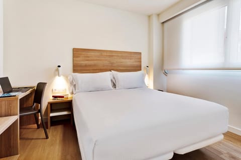 Sercotel Logroño Suites Apartment in Logrono