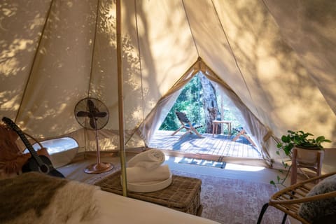 Castlemaine Gardens Luxury Glamping Luxury tent in Castlemaine