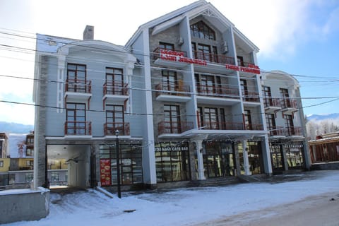 Property building, Winter