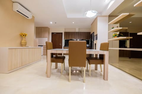 2BR Cozy and Modern L'Avenue Apartment By Travelio Apartment in South Jakarta City