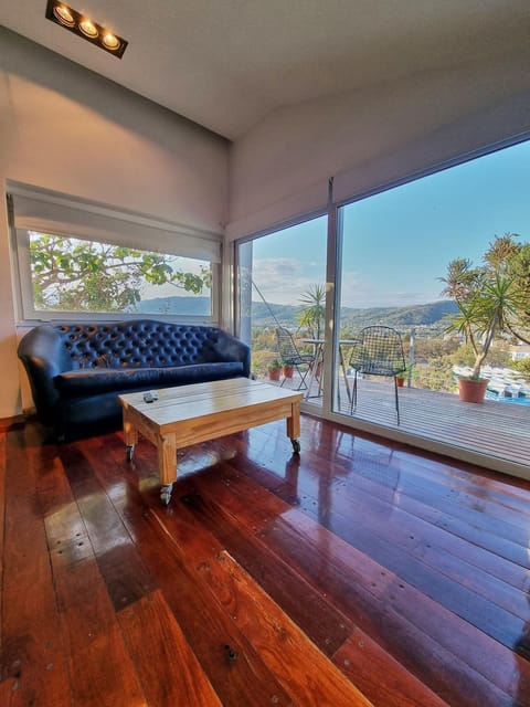 Living room, Mountain view