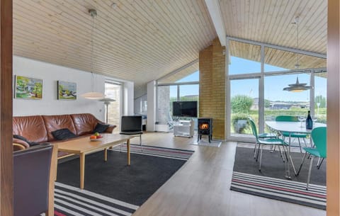 Beautiful Home In Broager With Wifi Casa in Sønderborg