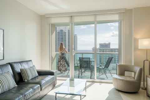 Ocean Reserve 14th floor - Wonderful Ocean View Condominio in Sunny Isles Beach