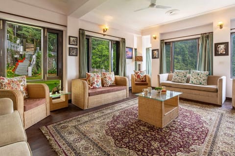 Simla Manor by StayVista Moradia in Shimla