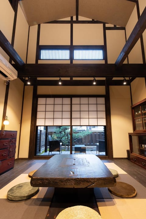 Zaimoku-an Villa in Kanazawa