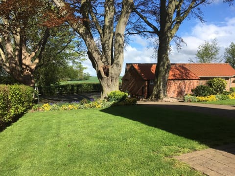 Crossways Self-Catering Cottage - Self Contained House in West Lindsey District