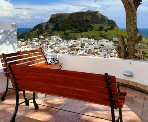 Patio, View (from property/room), Balcony/Terrace, Mountain view, Sea view