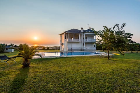 Property building, Garden, Pool view, Sea view, Swimming pool