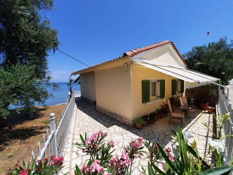 Day, Summer, Balcony/Terrace, On site, Sea view, Street view