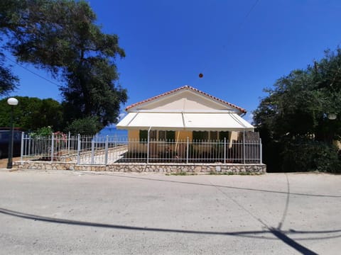 Property building, Facade/entrance, Day, Summer, On site