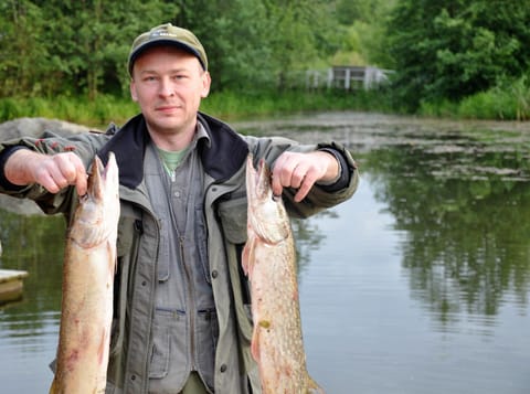 Fishing, On site