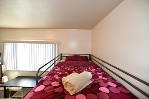 Hostel Style Shared Room Auberge de jeunesse in Daly City
