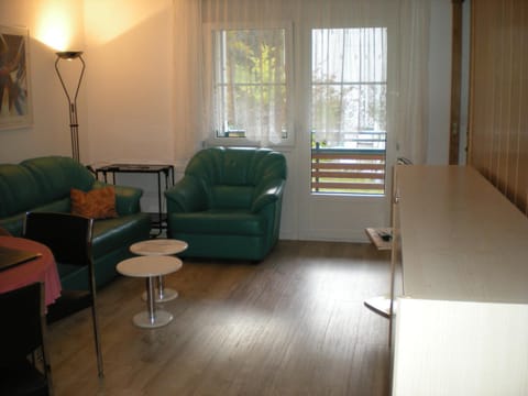 Living room, Decorative detail