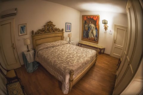 Antica Dimora Conti Custoza Bed and Breakfast in Province of Brescia