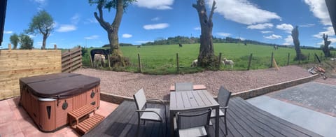 Woodburn Lodges Nature lodge in England