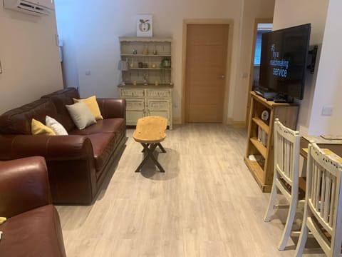 Woodburn Lodges Nature lodge in England