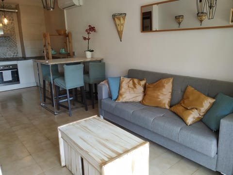 Optimist Apartment in Cambrils