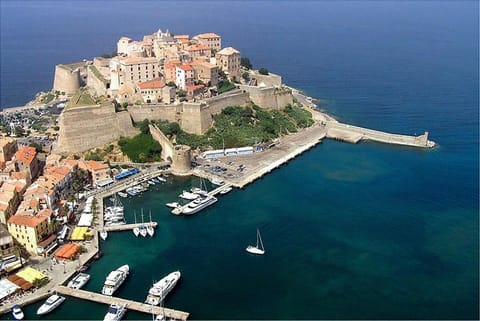 Super emplacement à Calvi Apartment in Calvi