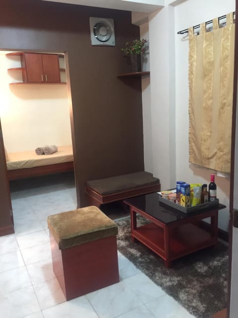 Las Pinas Serviced Apartment Alojamiento y desayuno in Las Pinas