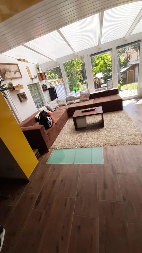 WOHLFÜHLOASE - Zimmer, Appartment - im Herzen STARNBERGS Vacation rental in Starnberg
