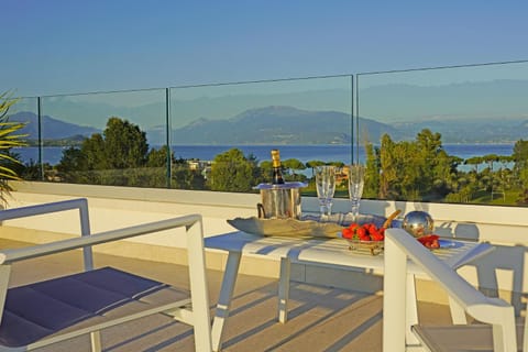 Villa Bianca Luxury Apartments Apartment in Lake Garda