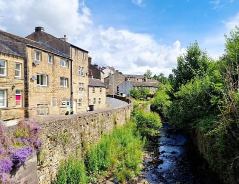 River view, River view