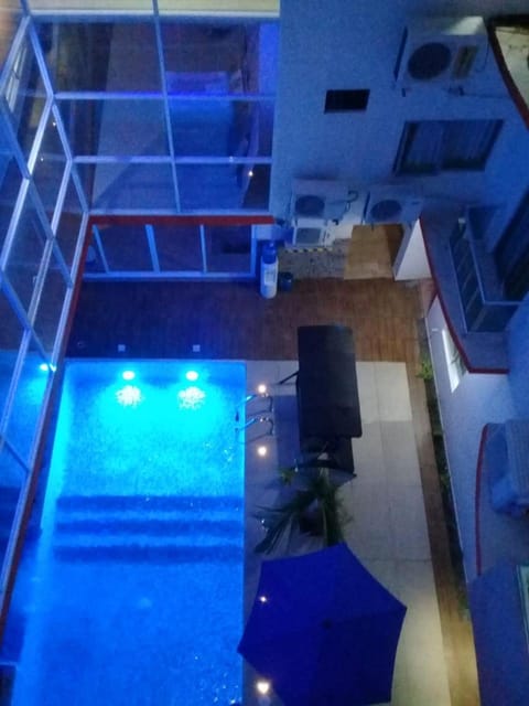 Property building, Balcony/Terrace, Pool view, Swimming pool