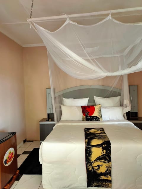 Golden Days Lodge Hotel in Zimbabwe