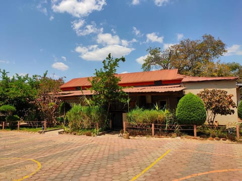 Golden Days Lodge Hotel in Zimbabwe