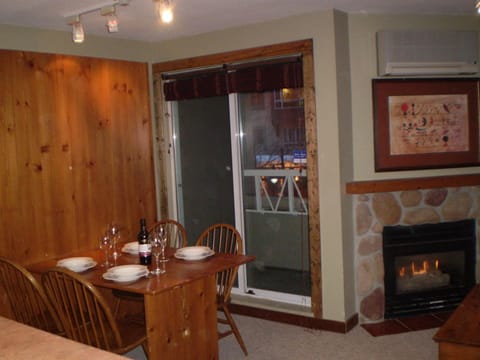 Studio suite located in the heart of Whistler village Apartment in Whistler