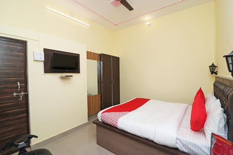 Collection O Sandhya Guest House Hotel in Varanasi