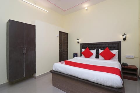 Collection O Sandhya Guest House Hotel in Varanasi