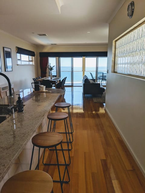 Kitchen or kitchenette, Living room, Dining area, Sea view