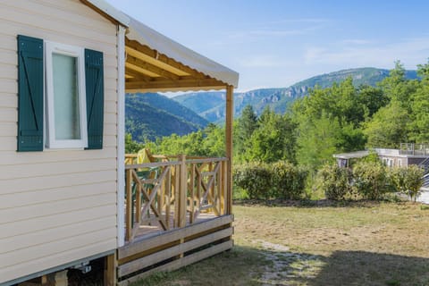 Balcony/Terrace, Mountain view