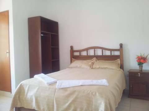 Residencial IKANDIRE ll Hotel in Santa Cruz de la Sierra