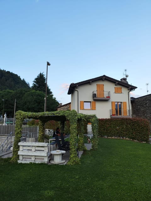 Casa Vacanza Relax Sondrio Apartment in Canton of Grisons