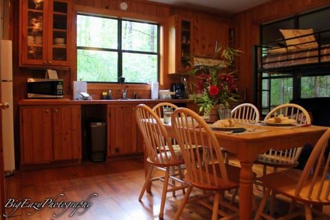 The Meadow Cabin Bed and Breakfast in Mississippi