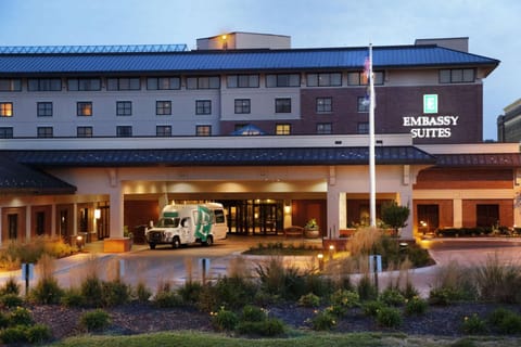 Embassy Suites by Hilton Omaha Downtown Old Market Hotel in Omaha