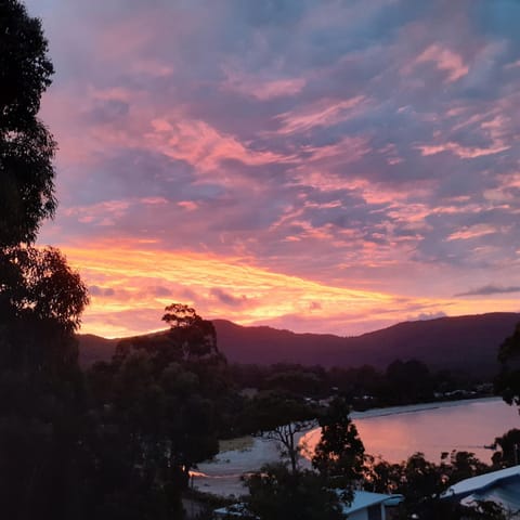 Adventure Bay Beach House Maison in South Bruny