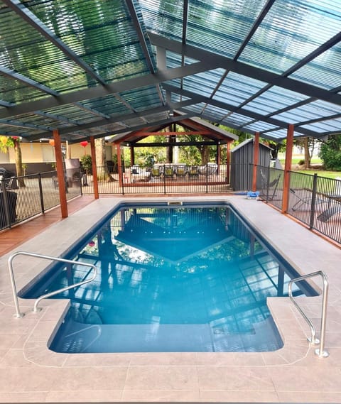 Pool view, Swimming pool