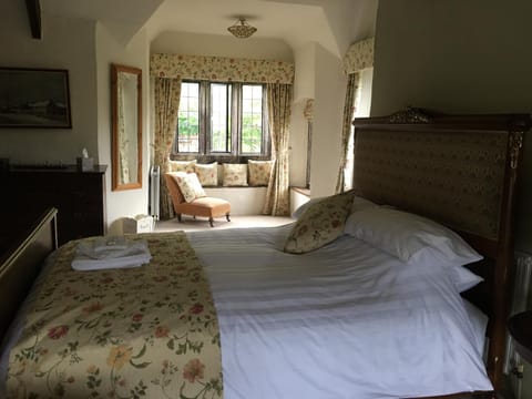 Great House Guest House Bed and Breakfast in Llantwit Major