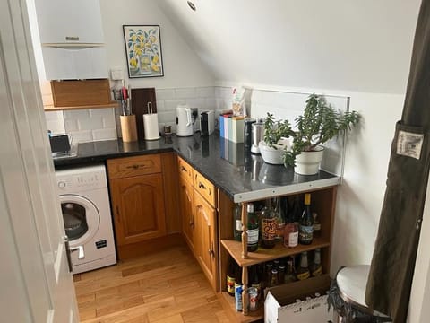 2 bedroom top floor flat, West Dulwich FREE STREET PARKING Apartment in London Borough of Southwark