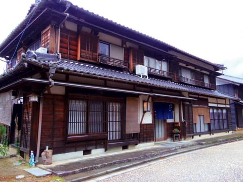 Guest House Motomiya Alojamiento y desayuno in Shizuoka Prefecture