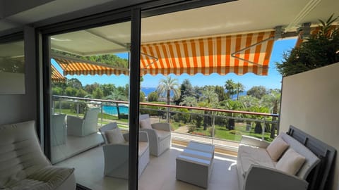 APPARTEMENT 2 chambres vue mer panoramique, proche Croisette Cannes Copropriété in Cannes
