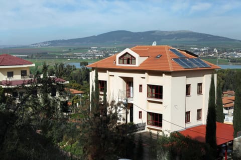 Gilboa Guest House - Benharim Alojamiento y desayuno in North District