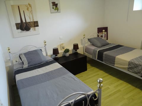 Gîte L'étable House in Dole