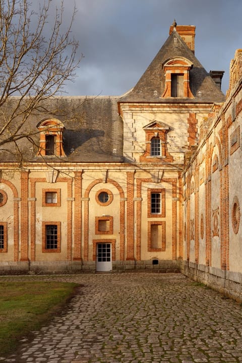 Le Domaine de Fleury - Pierres d'Histoire Condo in Fontainebleau