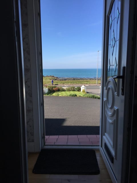 Garden view, Sea view